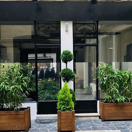 Parisian Studios Design By Kenzo Buitenkant foto